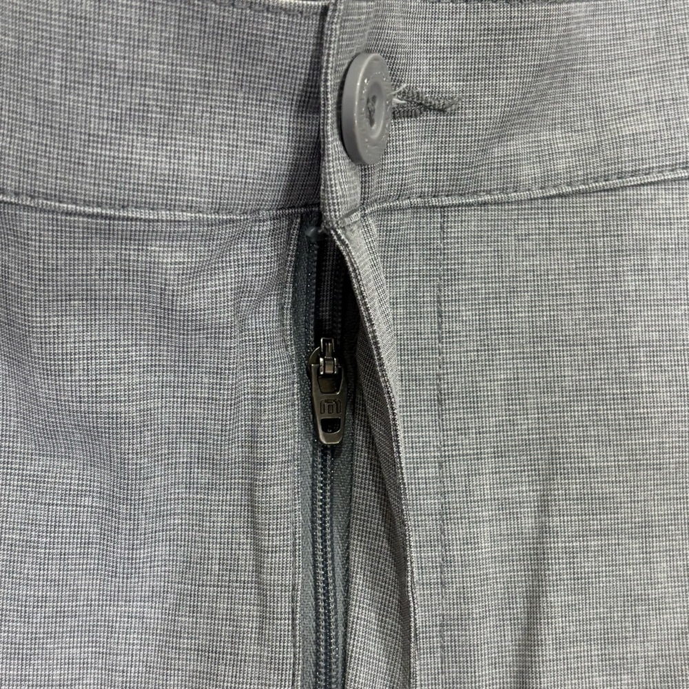 TravisMathew Men's Wanderlust Shorts Sz 42 - Picture 5 of 12